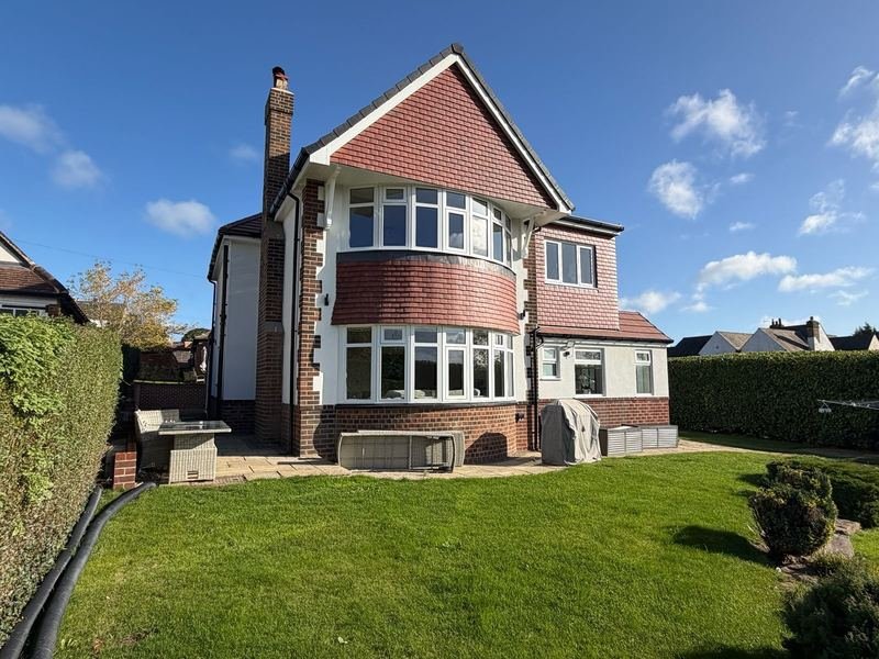 View of the house in Horsforth, Leeds after silicone render, photo 3
