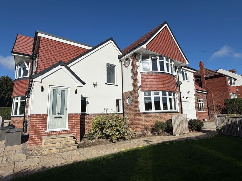 View of the house in Horsforth, Leeds after silicone render, photo 2